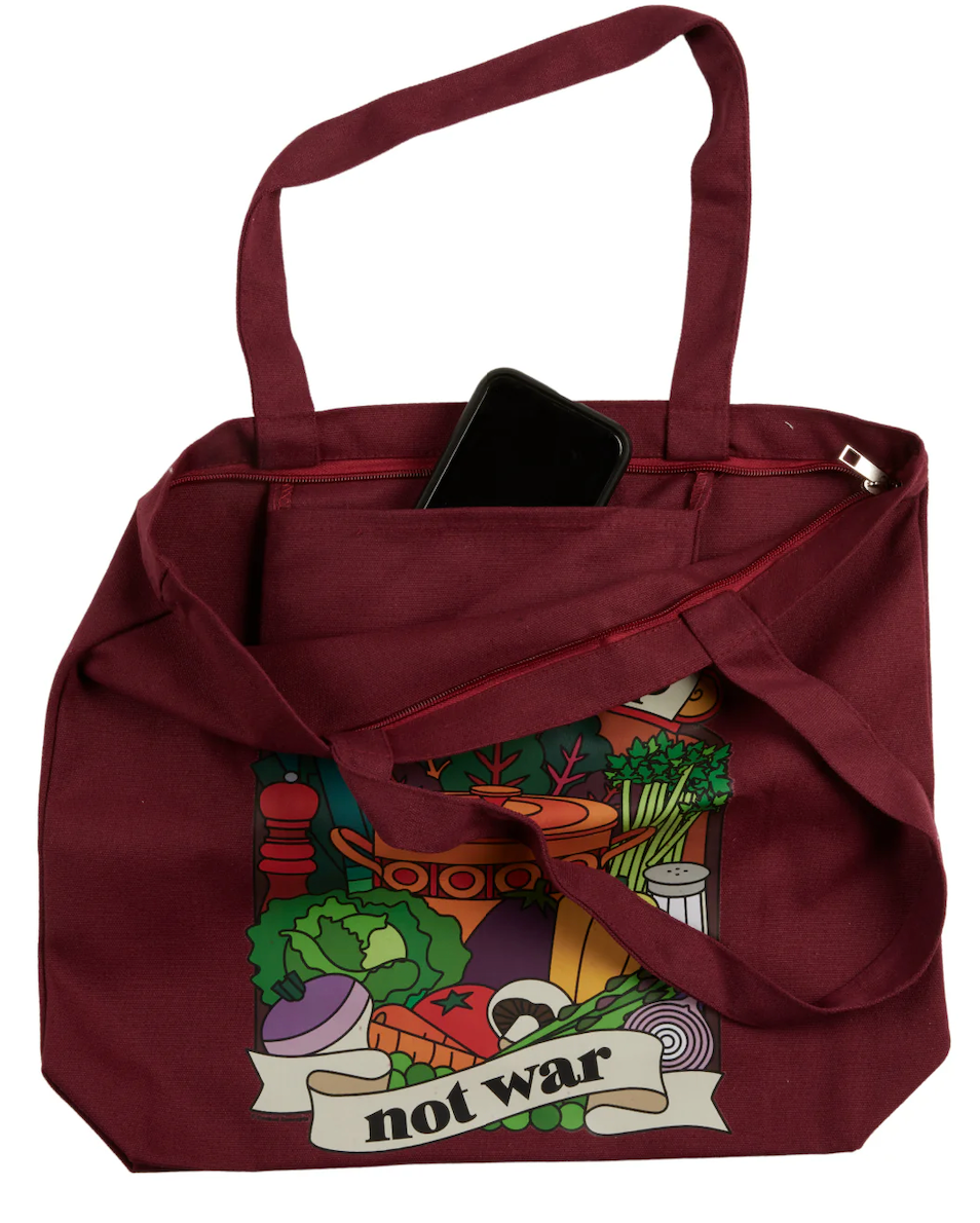 Cooked Concepts - Make Soup Not War Tote