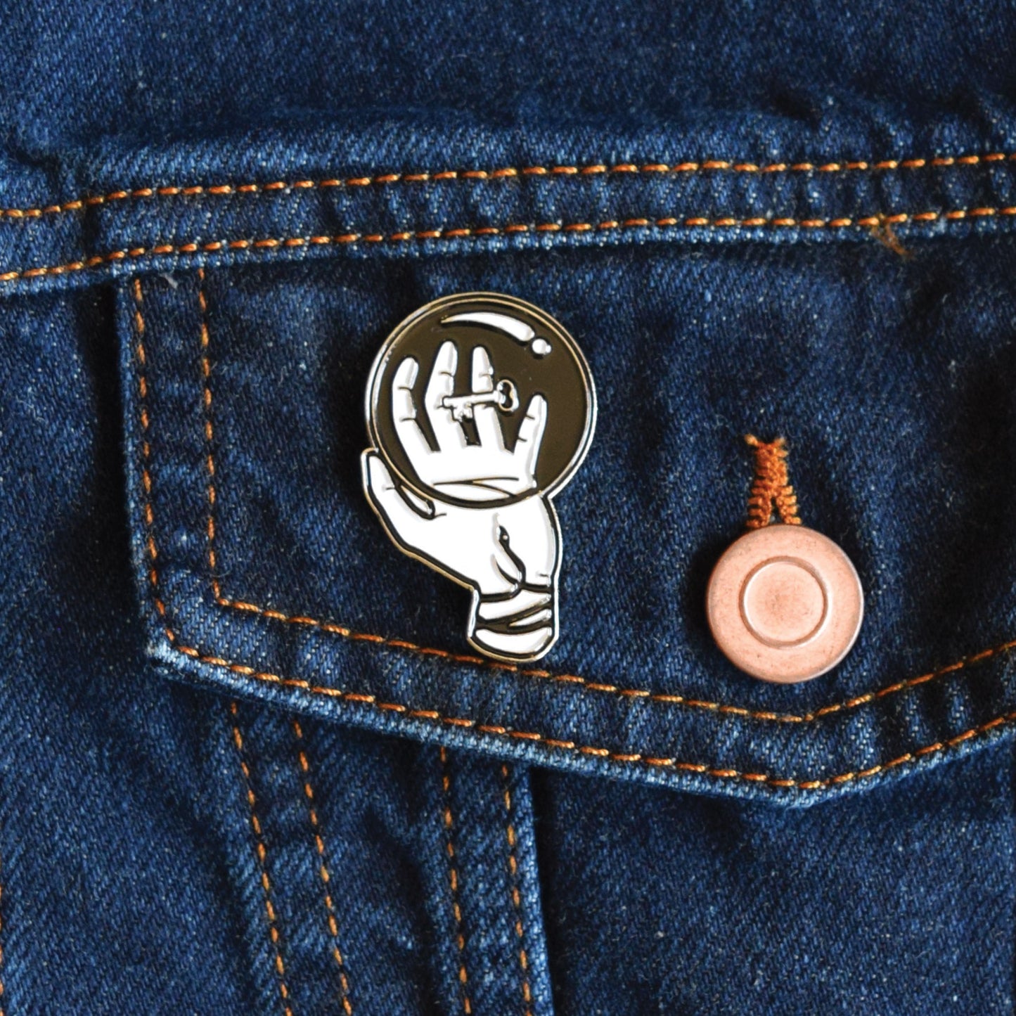 Pragmatist© lapel pin by Anorak®