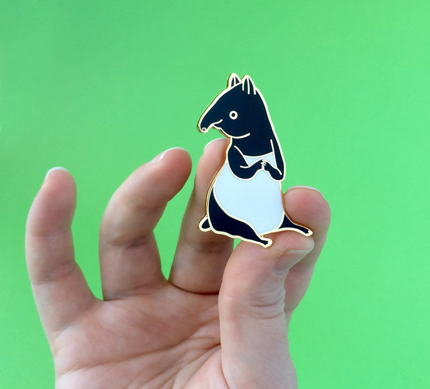 HANNAKIN Timothy Tapir pin