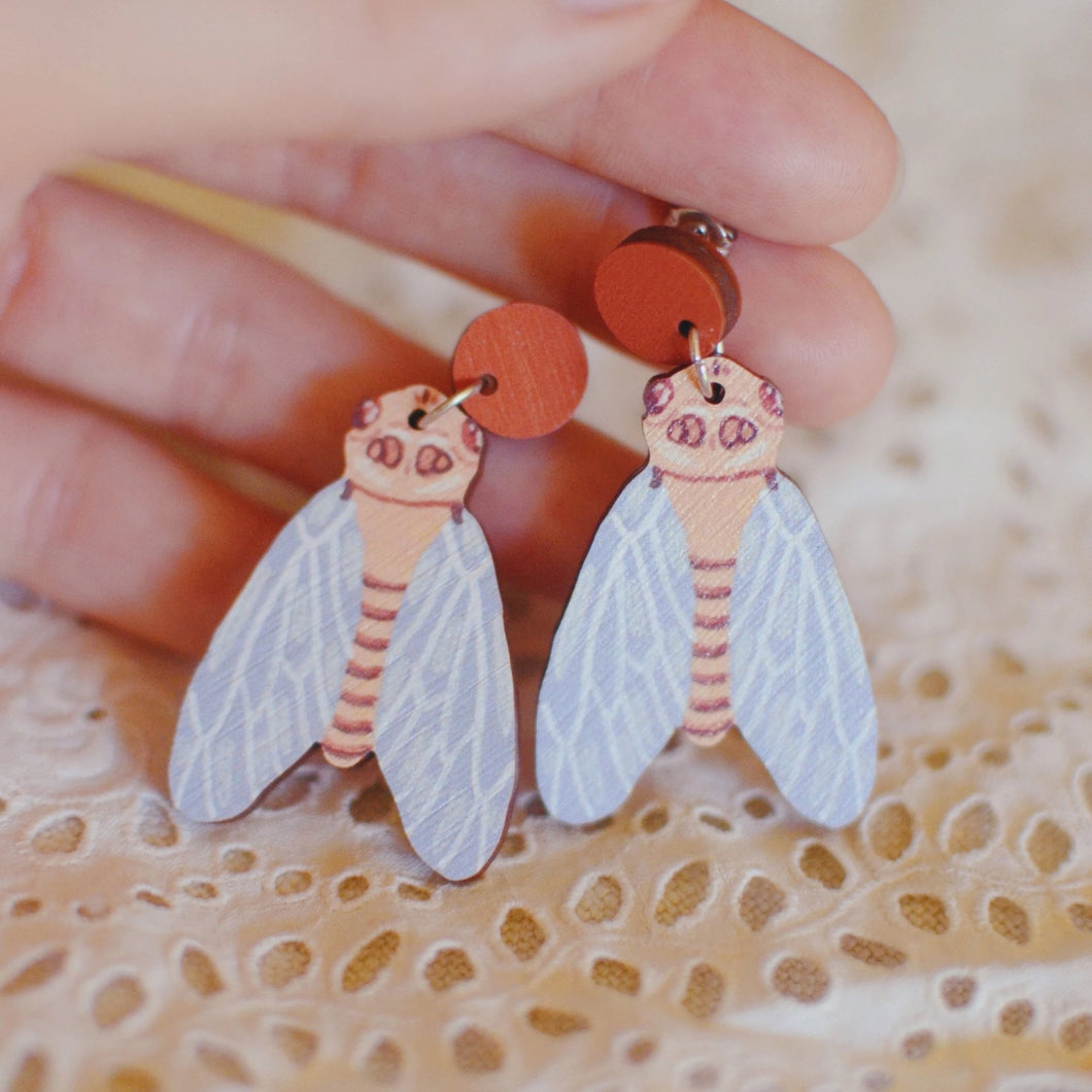 PIxie Nut & Co - Cicada earrings